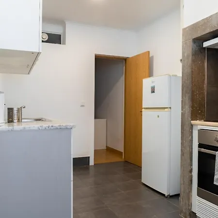 Entrecampos - Two Bedroom With Terrace Lissabon