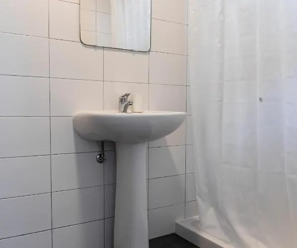 Entrecampos - Two Bedroom With Terrace * Lisboa